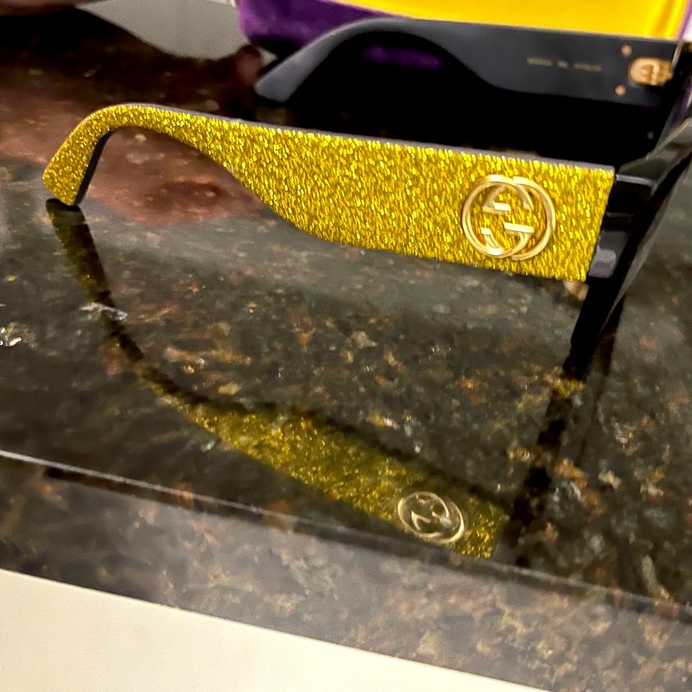 Authentic Gucci Eye Wear Glasses.
